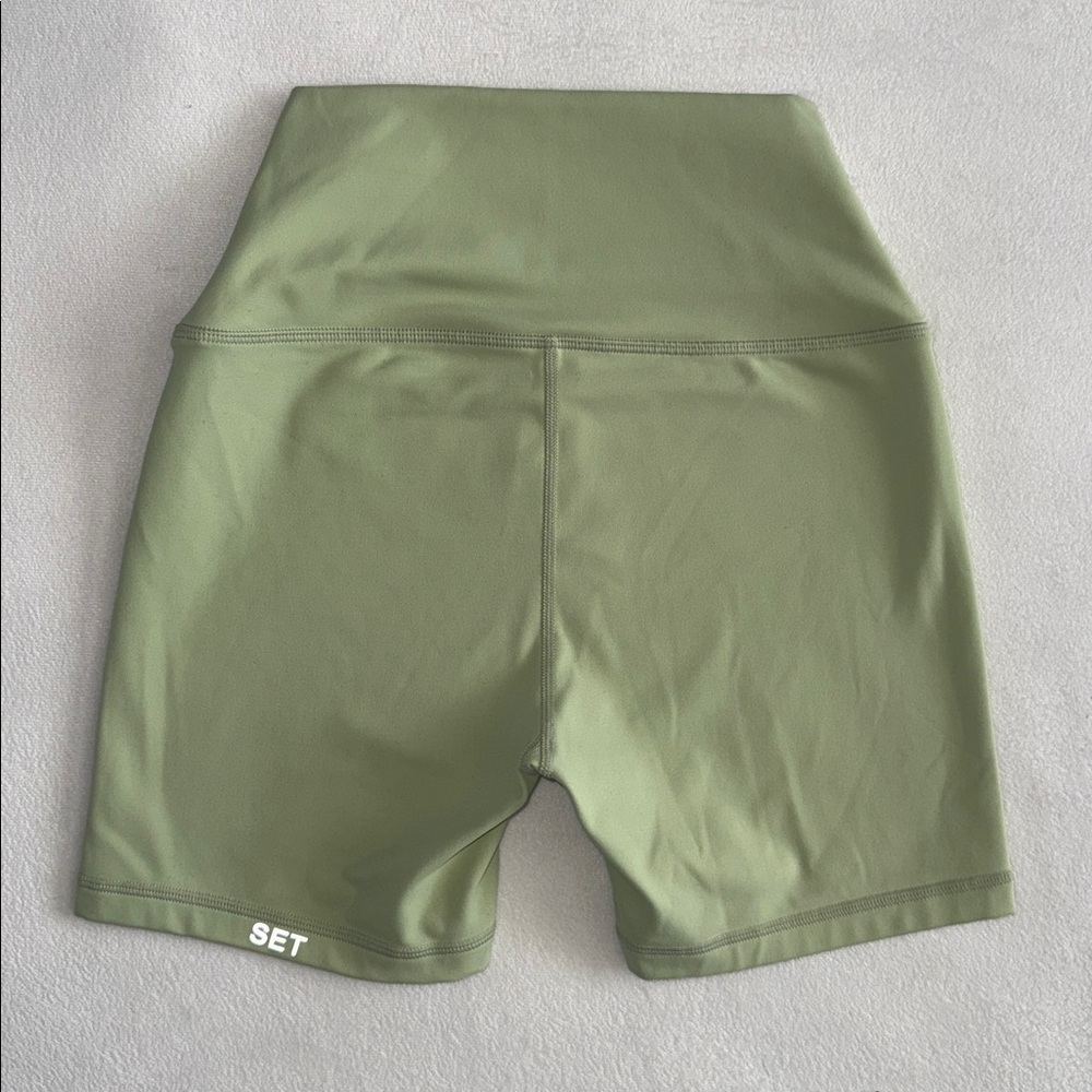 SET ACTIVE -  LUXFORM BIKE SHORTS 5”